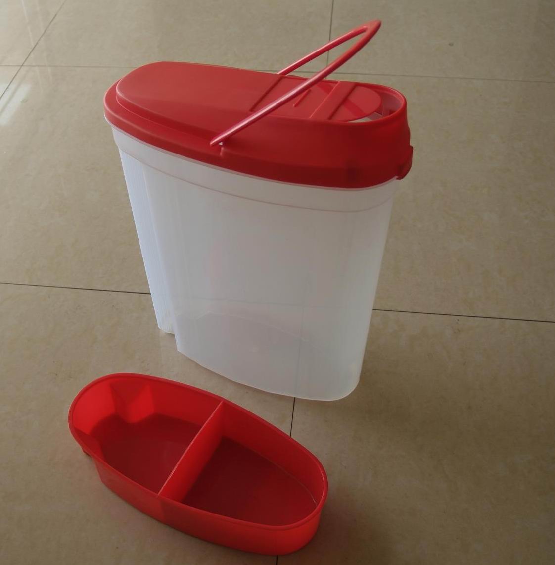 Pet 2-in-1 Food Container, Pet food storage/Barrel With bowls set(PFC 6032)